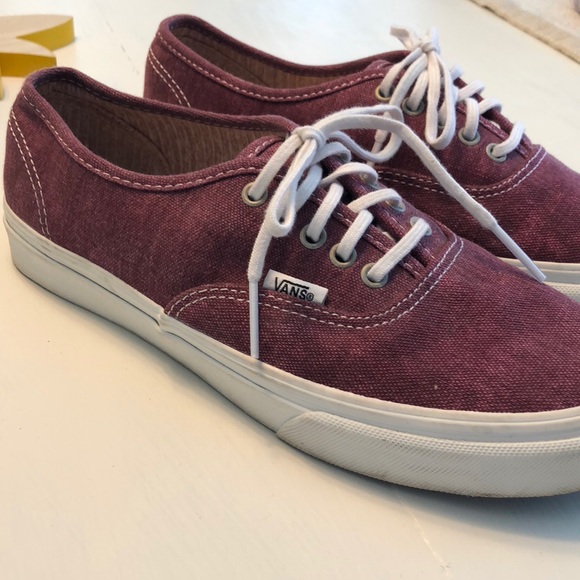 Vans - Picture 3 of 4